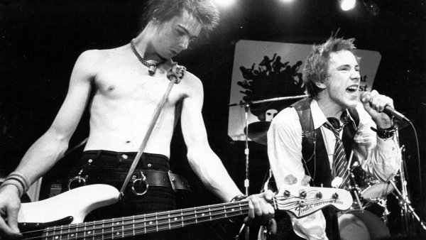 Экс-участник Sex Pistols выступит на концерте на границе КНДР и Южной Кореи