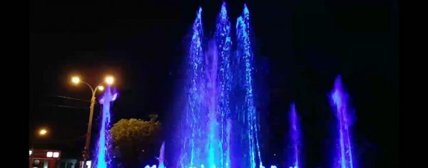 В Ростове запустили мультимедийный фонтан