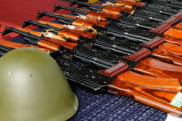 Киев намерен разрешить прямые закупки оружия