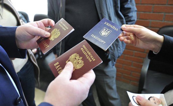 Украина открывает сразу восемь визовых центров в России