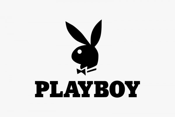 PLAYBOY представил футбольную сборную, состоящую из сексуальных девушек