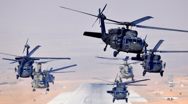 Пентагон: вертолеты РФ Ми-17 лучше американских Black Hawk