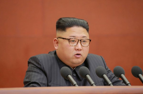 Ким Чен Ын с двухдневным визитом прибыл в Китай