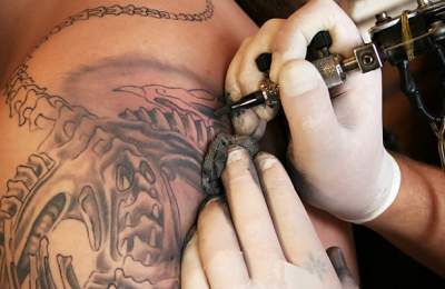 Татуировки могут навредить здоровью