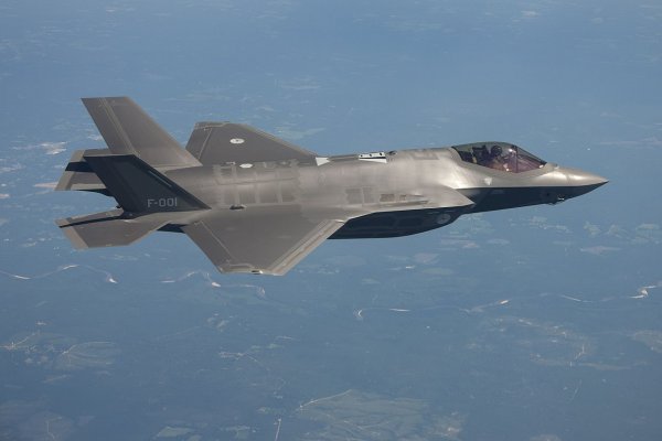 Два истребителя F-35 США передадут Турции уже 21 июня