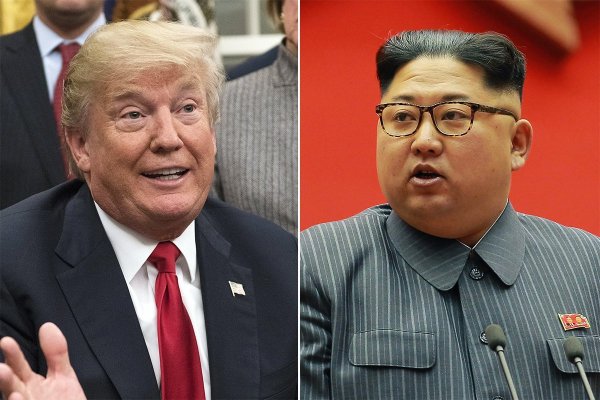 После встречи с Ким Чен Ыном Трамп продлил санкции против Северной Кореи