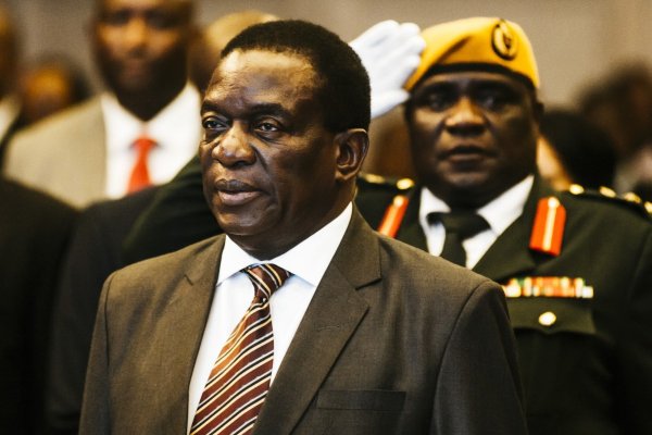 В Зимбабве пытались взорвать президента страны