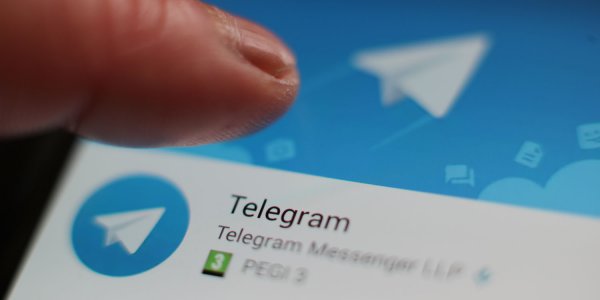 Google и Apple не планируют удалять Telegram из российских магазинов