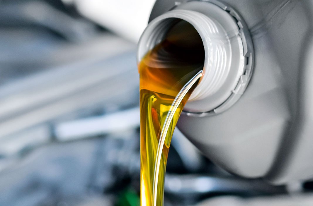 Как выбрать подходящее моторное масло?