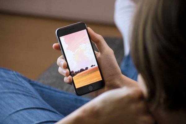 Владельцы iPhone X столкнулись с очередным недостатком гаджета