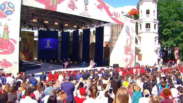 В ФИФА не отреагировали на просьбу Крыма об открытии фан-зон на ЧМ-2018 В ФИФА не отреагировали на просьбу Крыма об открытии фан-зон на ЧМ-2018
